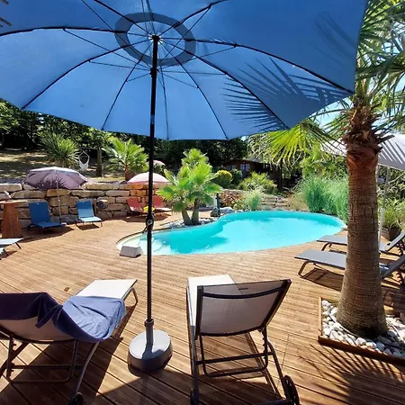 Domaine Du Bois De Treillou Climatisé Et Piscine * Vézac